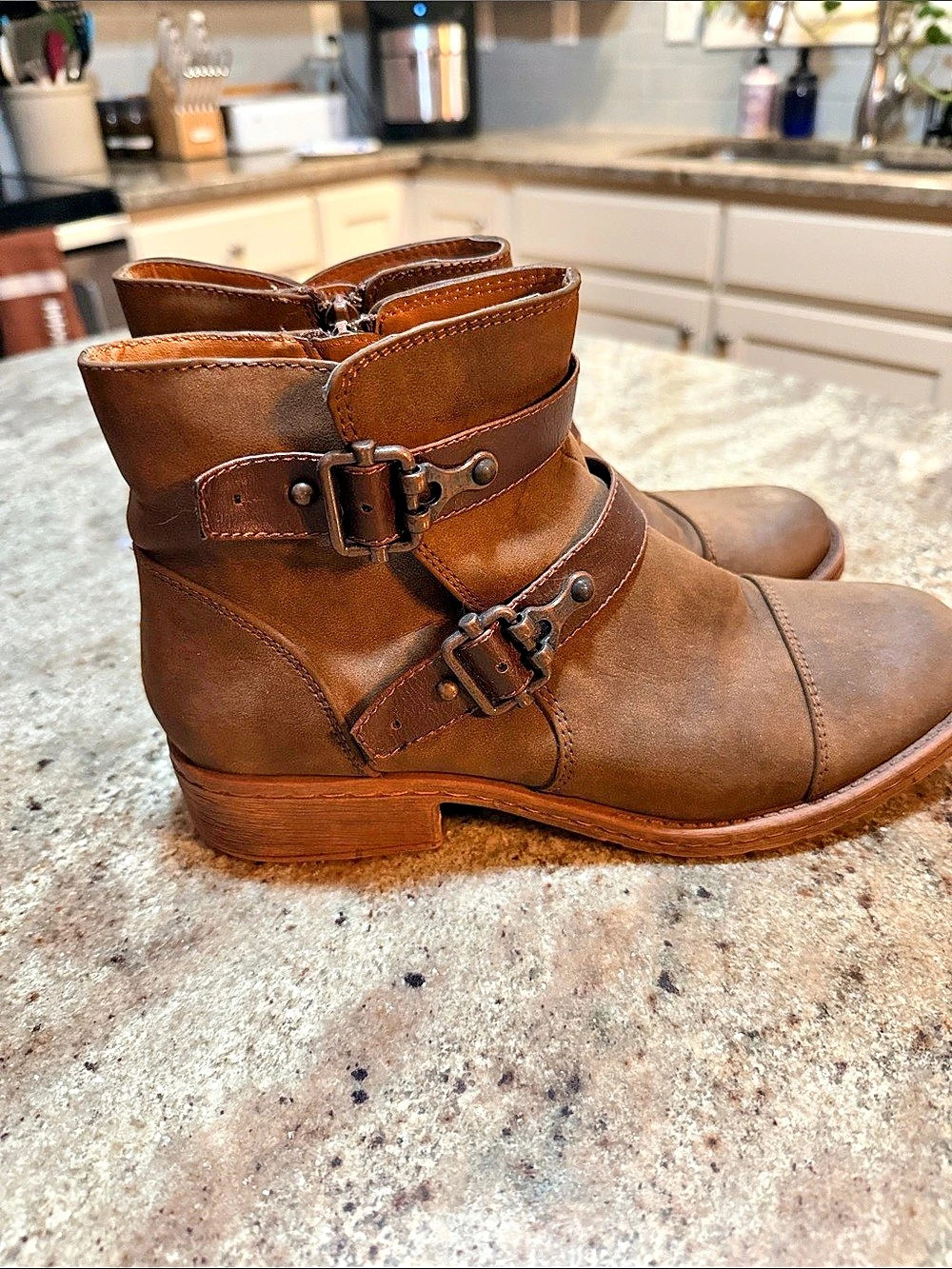 Clarks Desert London Leather Ankle Boots Brown US 8 Like New